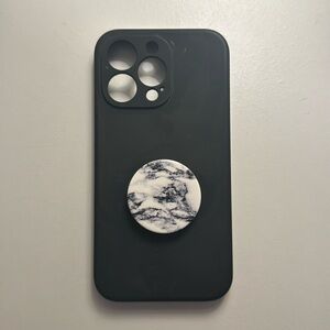 iPhone 13 Pro case with pop socket